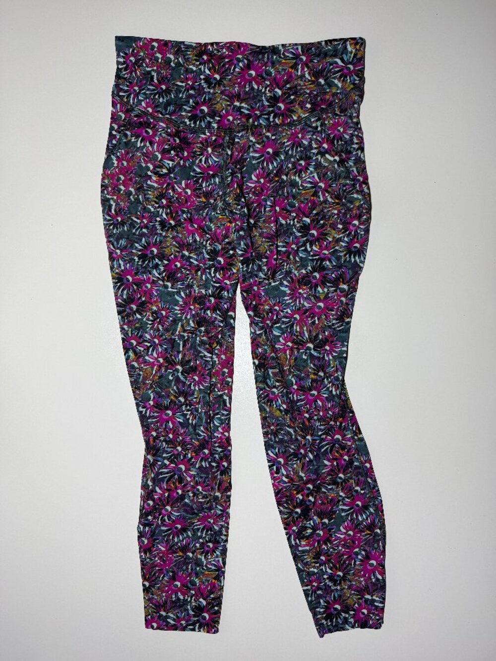 Lululemon Leggings- Base Pace High-Rise Tight 25"